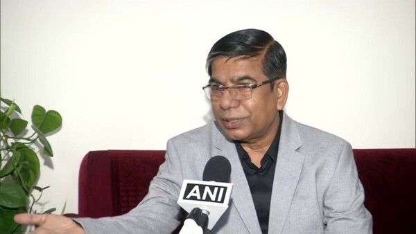 সুভাষ সরকার
