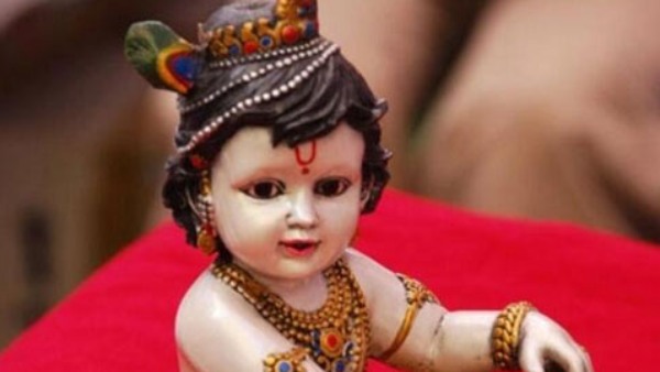 উপবাস করে শ্রীকৃষ্ণের আরাধনা