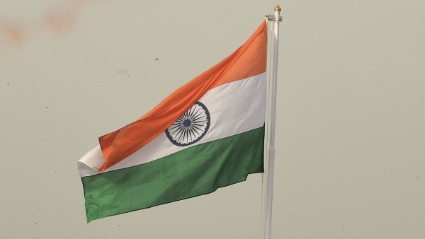 কবে নাগাদ দেশে এই পতাকা গৃহীত হয়