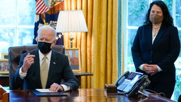 ডেল্টার দাপটে ধরাশায়ী বাইডেন শিবির ডেল্টার দাপটে ধরাশায়ী বাইডেন শিবির