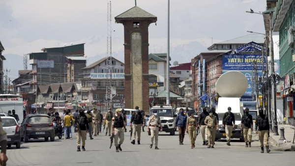 উন্নয়নের জন্য দুবছর যথেষ্ট নয় উন্নয়নের জন্য দুবছর যথেষ্ট নয়