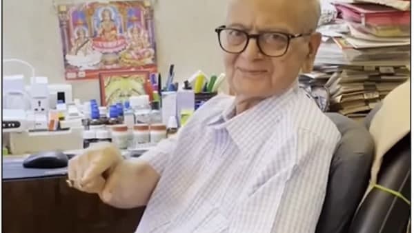 কেন ভাইরাল জানেন? 