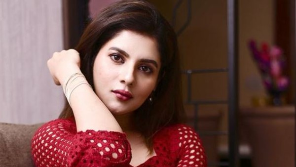 খোলামেলা পোশাকে ছবি পোস্ট হতেই নেটিজেনদের ট্রোলের মুখে অভিনেত্রী পায়েল সরকার খোলামেলা পোশাকে ছবি পোস্ট হতেই নেটিজেনদের ট্রোলের মুখে অভিনেত্রী পায়েল সরকার