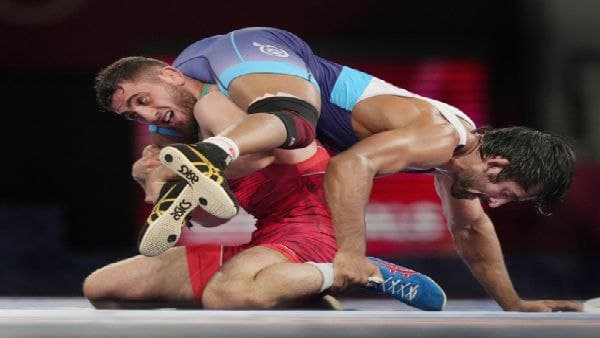 বজরং ব্রোঞ্জের লড়াইয়ে বজরং ব্রোঞ্জের লড়াইয়ে