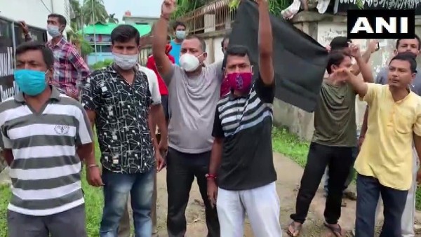 চারিদিকে নৈরাজ্য, অরাজকতা