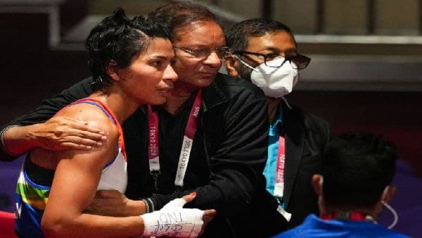 পদকের রং বদল