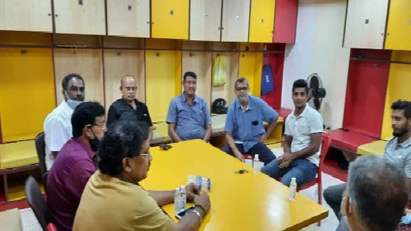 মার্কেটিং আর কমিউনিকেশন মার্কেটিং আর কমিউনিকেশন