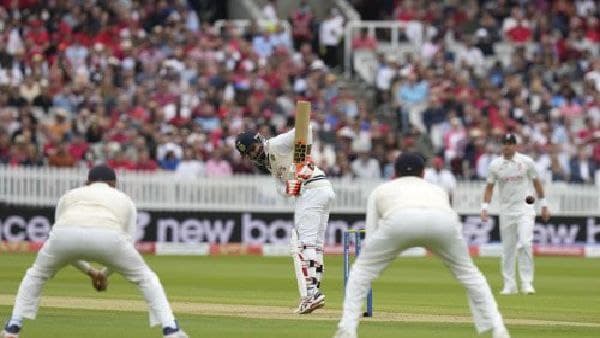 ভারত শেষ ৩৬৪ রানে ভারত শেষ ৩৬৪ রানে