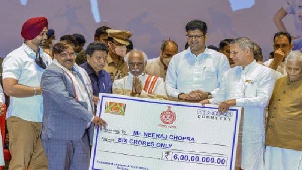 নীরজের জ্বর