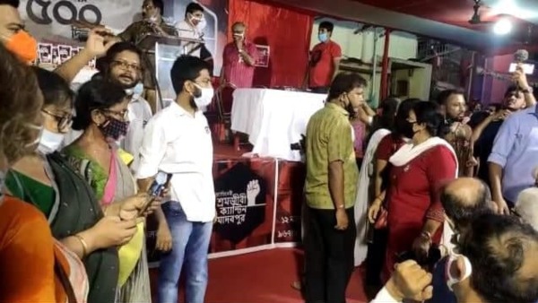 ২০ টাকাতেই পেট ভর্তি ভাত ২০ টাকাতেই পেট ভর্তি ভাত