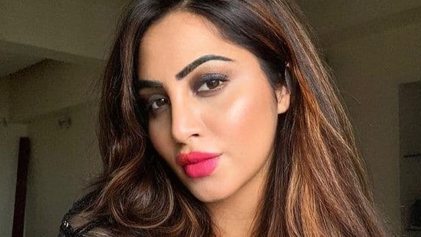 আবেগপ্রবণ আরশি খান আবেগপ্রবণ আরশি খান