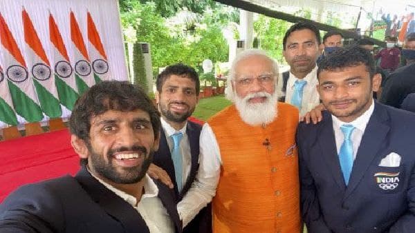 কোচেদের ভাগ্য কুস্তিগীরদের উপর