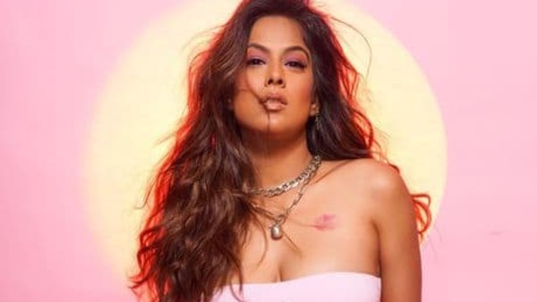 বিগ বসে আসছেন নিয়া