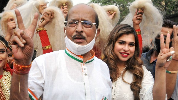 রাজনীতিতে আসার ইচ্ছা রয়েছে রাজনীতিতে আসার ইচ্ছা রয়েছে