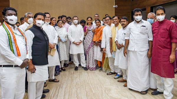 কি বলছেন ওয়েইসি 