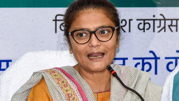 ‘পঞ্চপাণ্ডবে’র পর সুস্মিতা দেব অভিষেকের টিমে ‘পঞ্চপাণ্ডবে’র পর সুস্মিতা দেব অভিষেকের টিমে