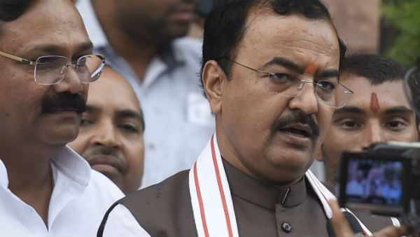 কোভিড সংক্রমণ নিয়ন্ত্রণে দেশে সবচেয়ে সফল যোগী, দাবি মৌর্যর কোভিড সংক্রমণ নিয়ন্ত্রণে দেশে সবচেয়ে সফল যোগী, দাবি মৌর্যর