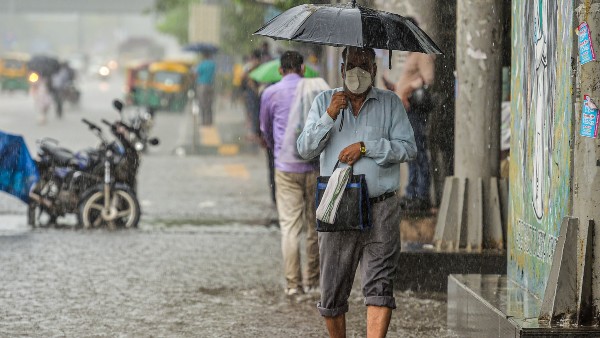 ফের ভারী বৃষ্টির পূর্বাভাস ফের ভারী বৃষ্টির পূর্বাভাস