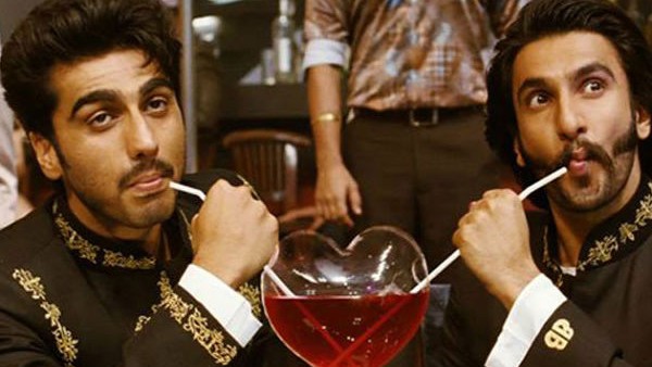 ত্রিকোণ প্রেম ভাঙতেই দুই প্রেমিক জোট বাঁধেন!