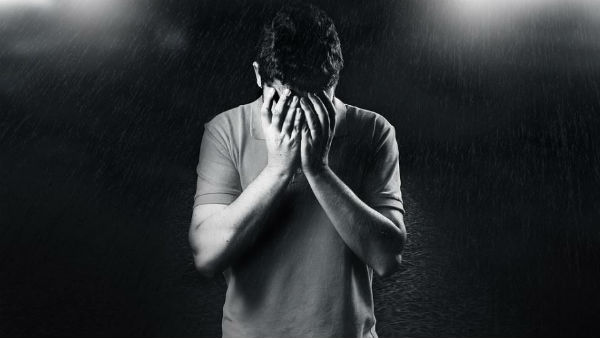 বেকারত্বের জ্বালায় পুড়তে থাকেন কোটি কোটি মানুষ