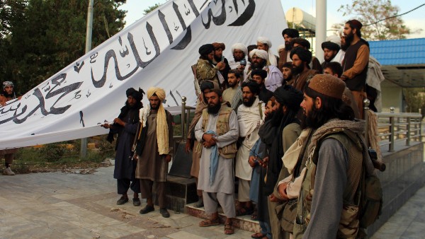 তালিবান সঙ্কট নিয়ে উদ্বিগ্ন খালেদ হোসেইনি