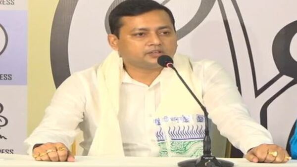 বিধায়ক পদ ত্যাগ নিয়ে প্রশ্নের উত্তর বিধায়ক পদ ত্যাগ নিয়ে প্রশ্নের উত্তর
