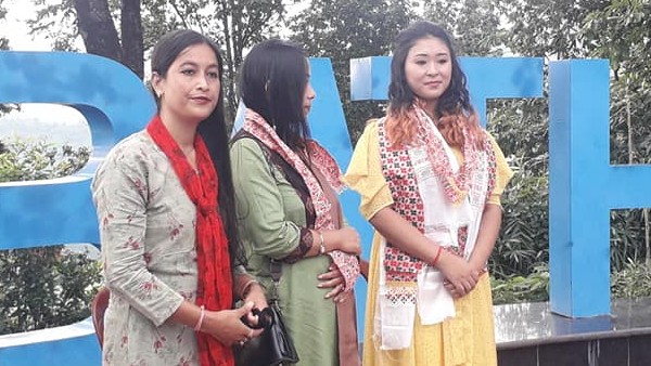  সোনাম রিকাকে সম্মান