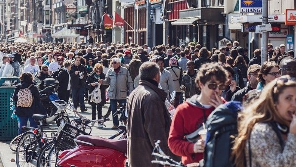 শেষ লম্বা হয়েছে ১৯৮০ সালের প্রজন্ম শেষ লম্বা হয়েছে ১৯৮০ সালের প্রজন্ম