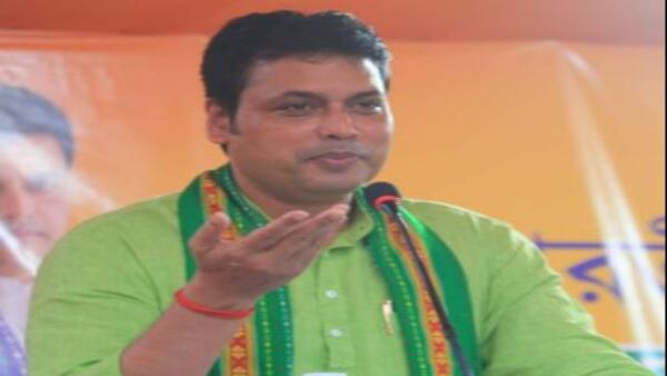 ষড়জন্ত্রের অভিযোগ মুখ্যমন্ত্রীর ষড়জন্ত্রের অভিযোগ মুখ্যমন্ত্রীর