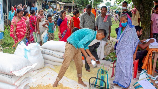 দুয়ারে রেশন প্রকল্পের পাইলট প্রজেক্টের কাজ শুরু