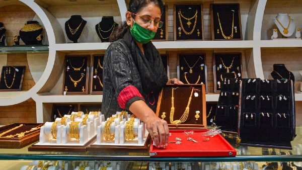 10,001 টাকার সোনা জিতে নেওয়ার সুযোগ