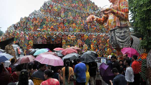 পুজোয় শিথিল করোনা বিধিনিষেধ