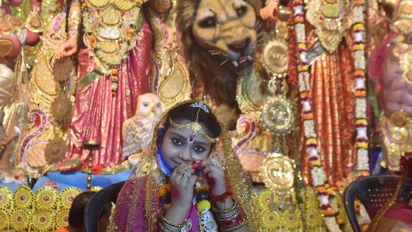 বেলুড়ে কুমারী পুজোর রীতি বেলুড়ে কুমারী পুজোর রীতি