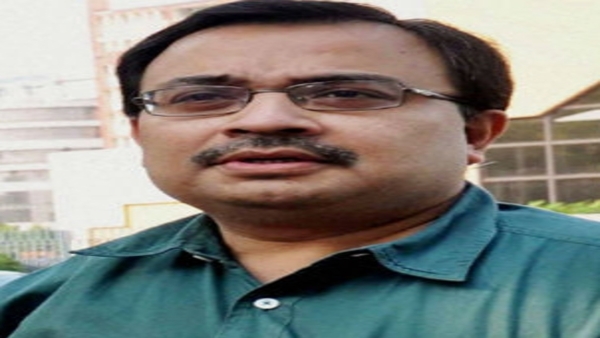সারদা মামলায় আত্মসমর্পণ কুণাল ঘোষের 