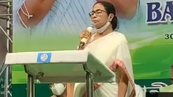 যাঁরা হিংসুটে, তাঁরা বলেন যাওয়া যাবে না, বলেন মমতা