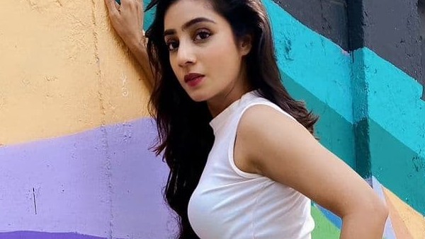 নেহা মর্দা নেহা মর্দা