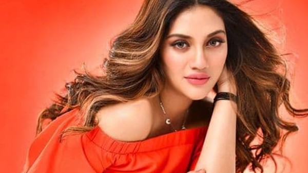 রাকা চরিত্রে নুসরত রাকা চরিত্রে নুসরত