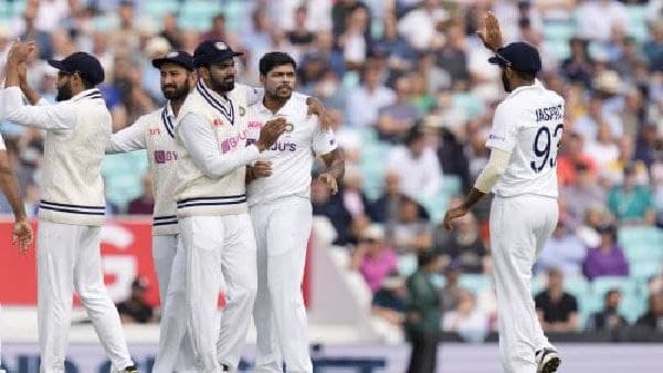 উমেশের জোড়া ধাক্কা