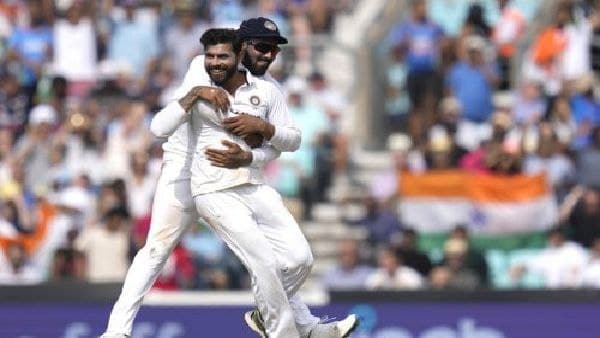 ৫০ বছর পর জয়ের কাছাকাছি