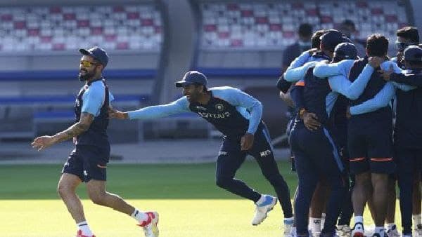 মুখ পুড়ল অরুণ, রাজীবদের মুখ পুড়ল অরুণ, রাজীবদের