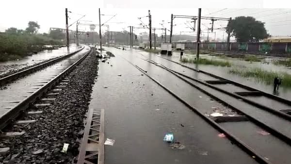 দক্ষিণবঙ্গে ভারী বৃষ্টির পূর্বাভাস