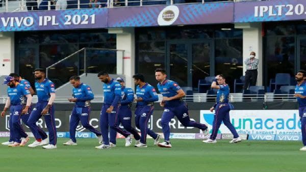 চিন্তা হার্দিককে নিয়ে চিন্তা হার্দিককে নিয়ে