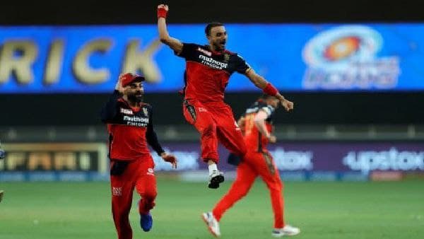 সেরা বোলারের জায়গা নেই সেরা বোলারের জায়গা নেই