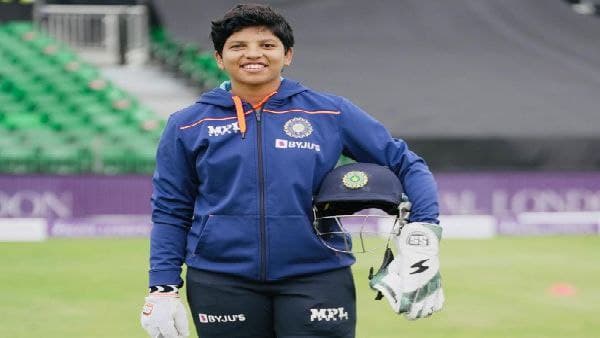 অস্ট্রেলিয়ায় বিগ ব্যাশে হোবার্ট হারিকেন্সে শিলিগুড়ির রিচা অস্ট্রেলিয়ায় বিগ ব্যাশে হোবার্ট হারিকেন্সে শিলিগুড়ির রিচা