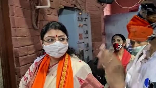 জড়িত তাঁদেরকেও চিহ্নিত করতে হবে বলে দাবি বিজেপির জড়িত তাঁদেরকেও চিহ্নিত করতে হবে বলে দাবি বিজেপির