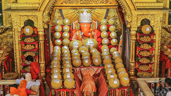 সঙ্কট থেকে বাঁচার উপায়