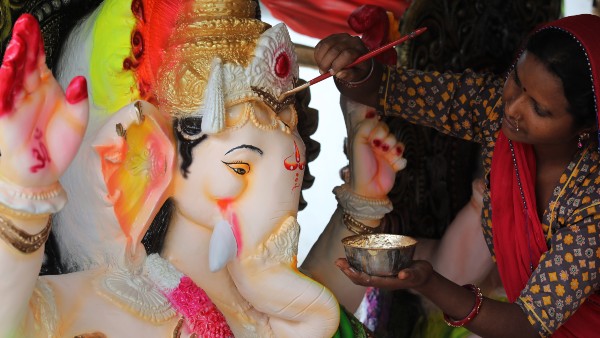 কেরিয়ারে সমস্যা থেকে বাঁচার উপায়