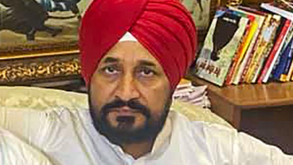  বড় প্রশ্ন তুলছেন সুনীল জাখর