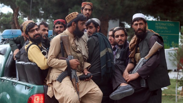 ধরা পড়লেই কড়া শাস্তি ধরা পড়লেই কড়া শাস্তি