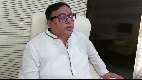 ক্ষোভ জেলা বিজেপি সভাপতি এবং সাংসদের বিরুদ্ধে